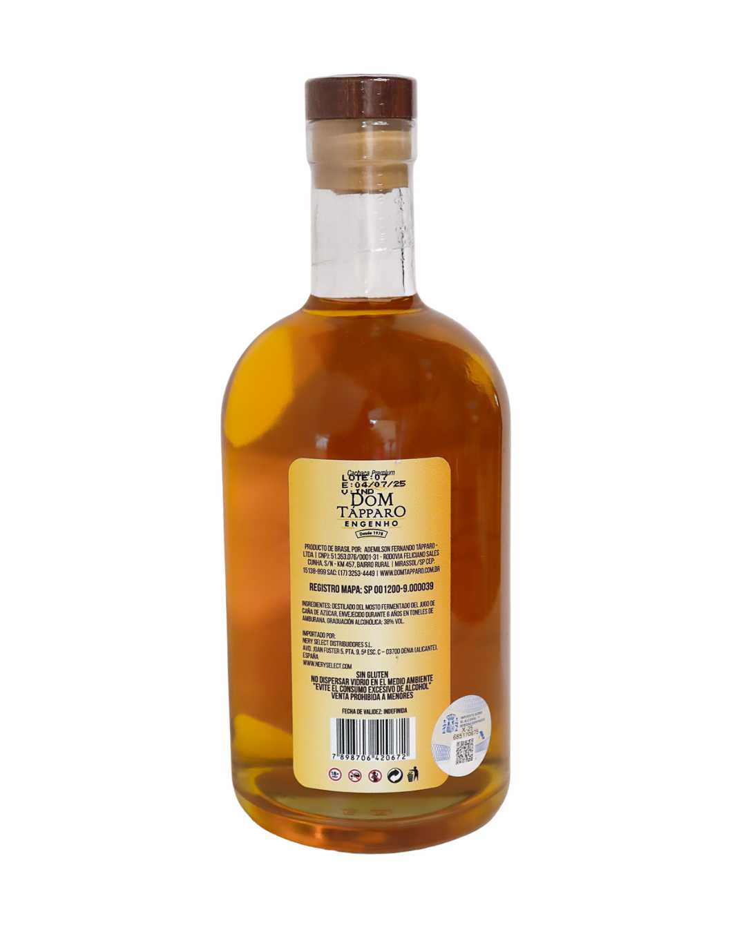 Cachaça Premium 6 Años · Amburana - Dom Tápparo