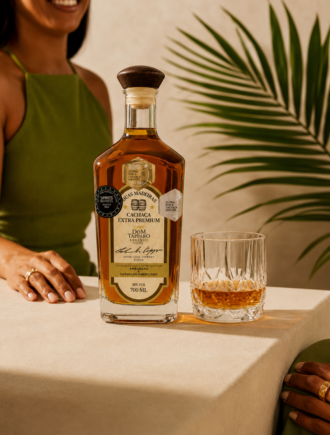 Cachaça Extra Premium Blend ·  Roble Americano & Amburana - Dom Tápparo